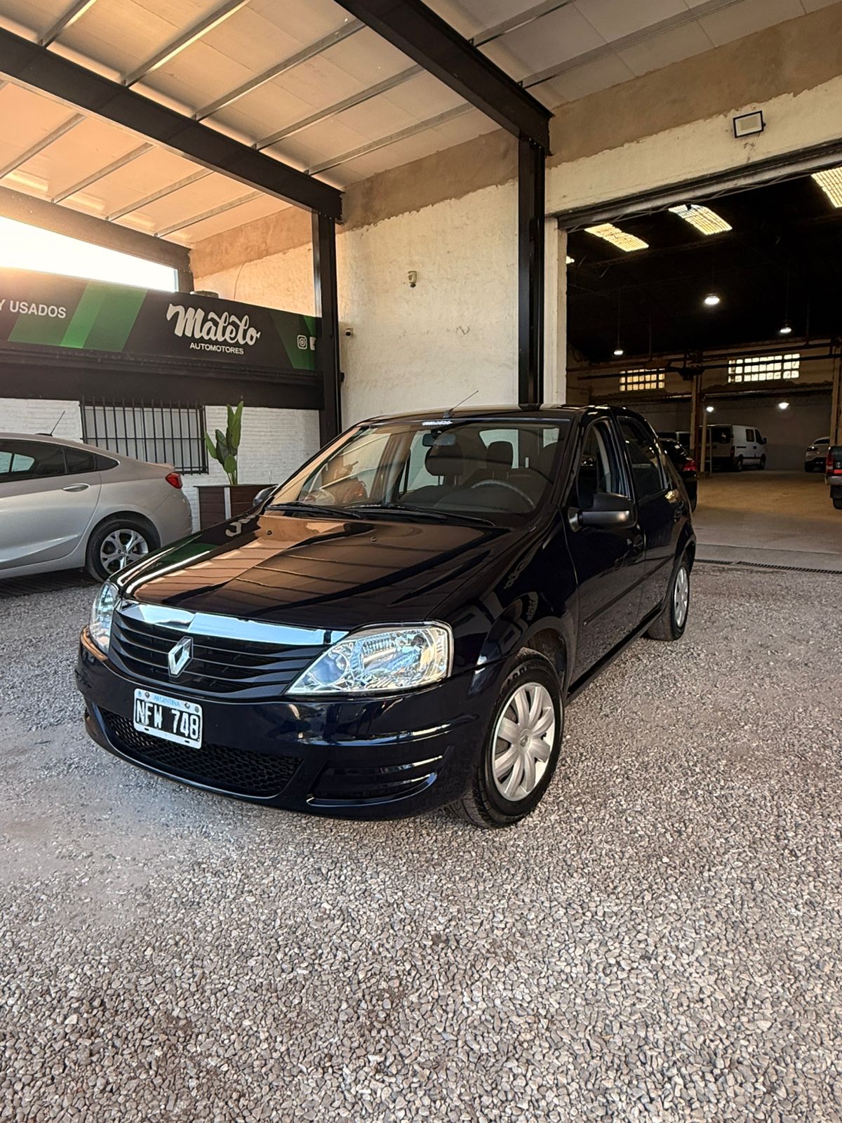 RENAULT - LOGAN - CONFORT GNC  - 2013